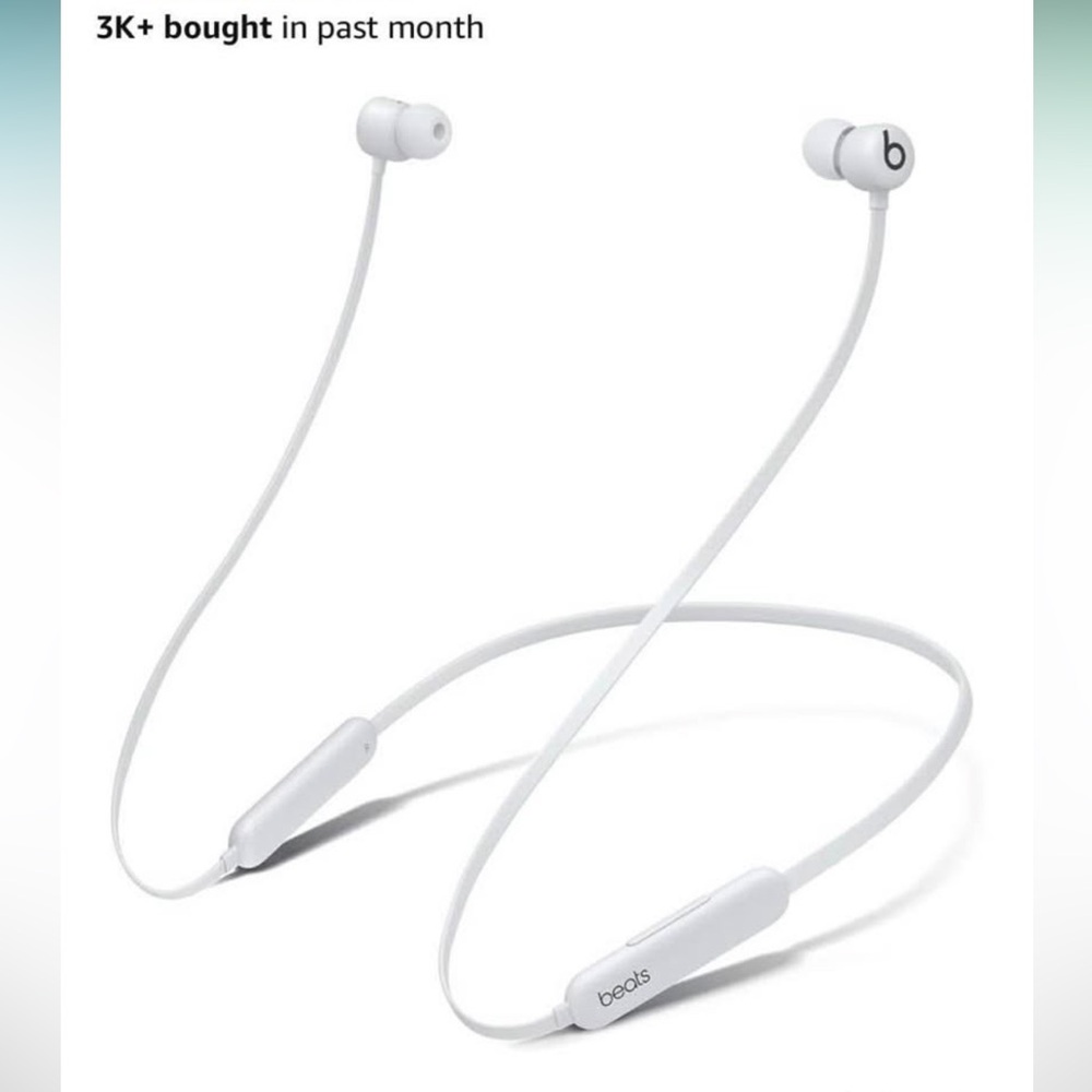 White Beats Flex